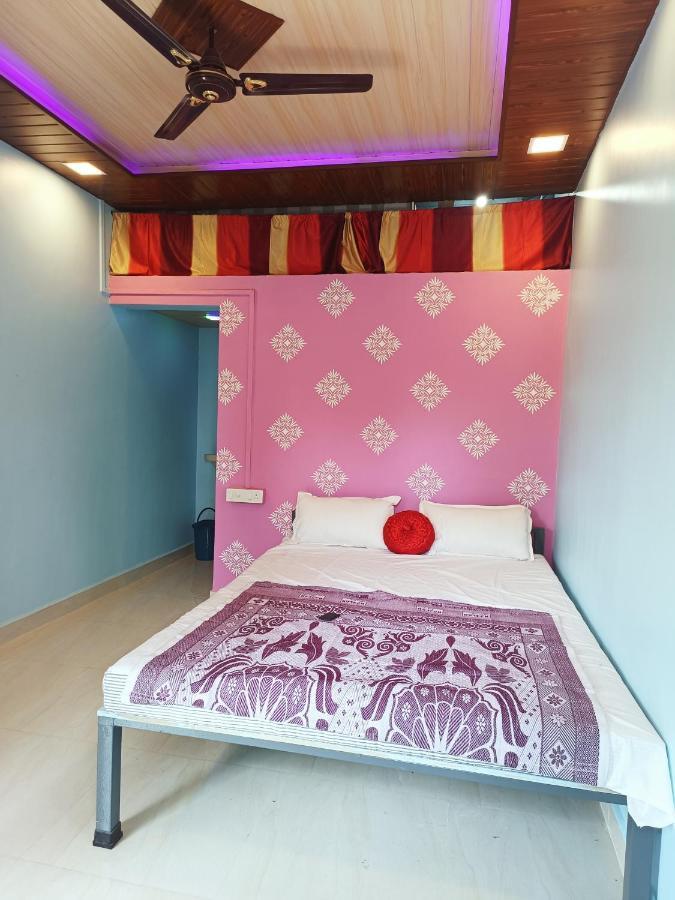 Shree Nivas Home Stay Shrivardhan Ngoại thất bức ảnh